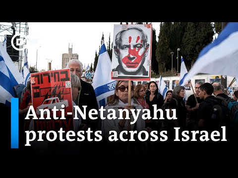 Israel withdraws from Gaza’s al-Shifa hospital as thousands demand Netanyahu resign | DW News