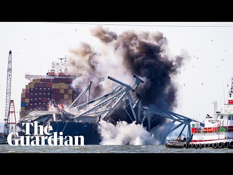 Baltimore bridge controlled explosion: army blows up collapsed section