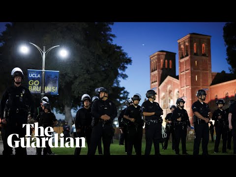 UCLA Gaza protesters in tense standoff with police