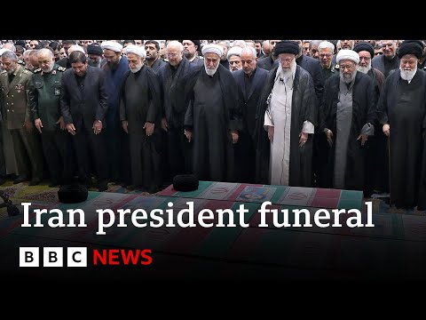 Iran’s supreme leader Ayatollah Khamenei leads prayers at President Raisi’s funeral | BBC News