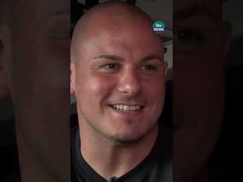 This paramedic stopped an ambulance from being robbed #itvnews #news #ambulance #paramedic