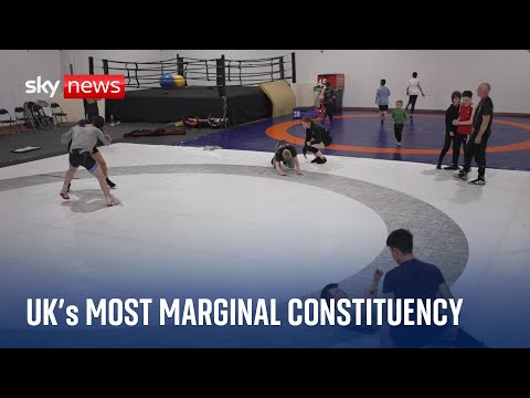 Wrestlers in UK’s most marginal constituency refuse to submit to past Northern Ireland divisions