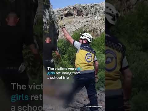 School bus crash in Syria kills several | DW News
