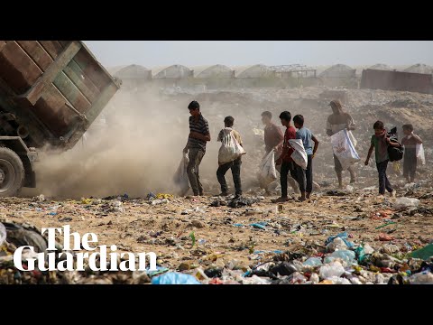 Gaza faces hygiene crisis: ‘We can’t sleep, we can’t eat, we can’t drink’