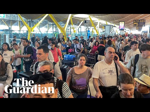 Microsoft and Crowdstrike IT outage hits airports around the world