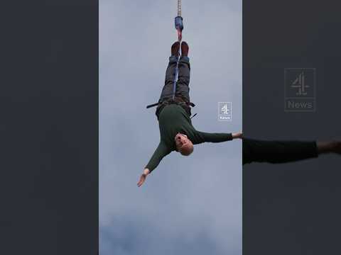 Sir Ed Davey bungee jumps: ‘Vote Liberal Democrat’