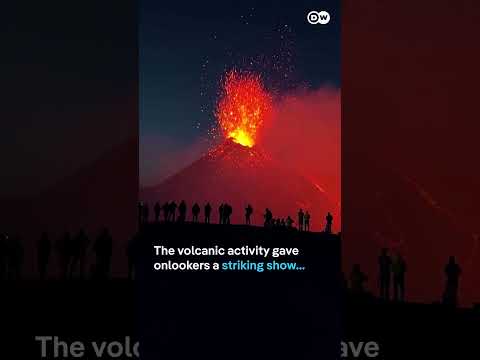 Italy’s Mount Etna erupts after a four-year silence | DW News
