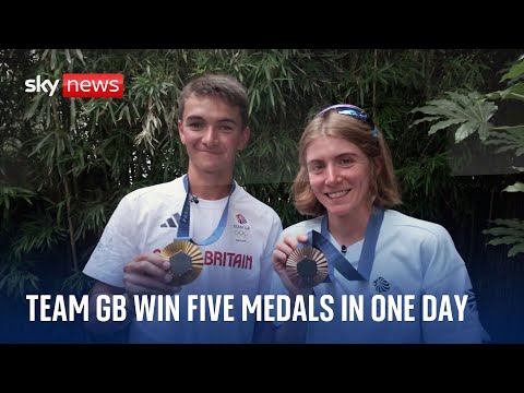 Team GB get gold and bronze in triathlon events after water quality fears