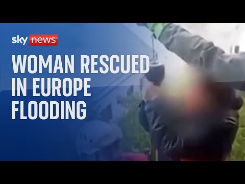 Floods in Europe: Woman rescued by helicopter