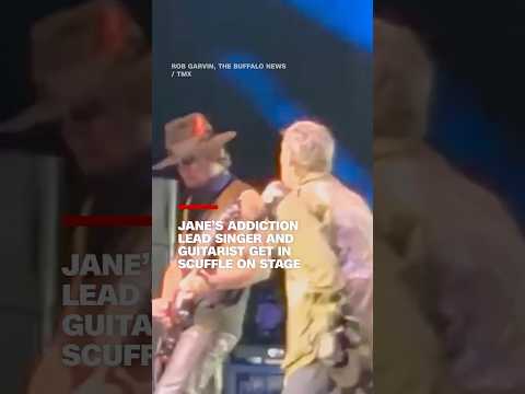Jane’s Addiction lead singer and guitarist get in scuffle on stage