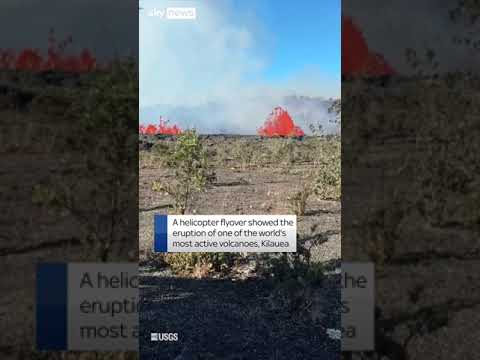 Volcano erupts in Hawaii