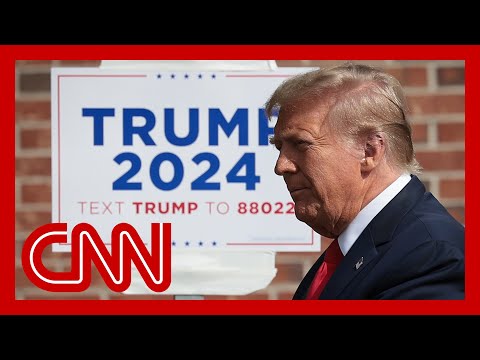 Trump campaign bars volunteer after his email about Trump’s strategy