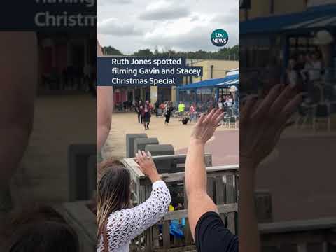 Ruth Jones spotted filming Gavin and Stacey Christmas Special | ITV News