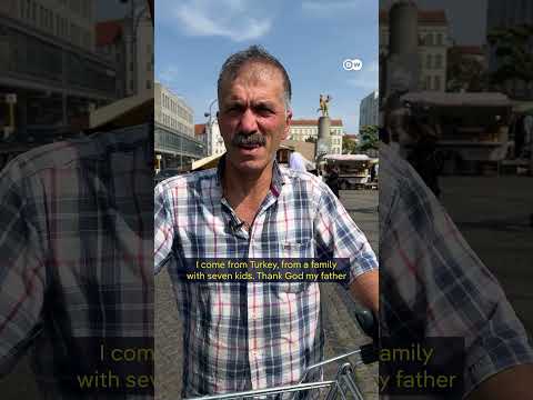 Müslüm – the helping “Bread Grandpa” | DW News