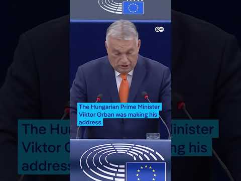 EU PM’s sing anti-fascist  anthem after Orban’s address | DW News