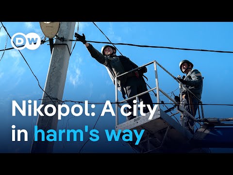 Daily life in a Ukrainian city under regular Russian bombardment | DW News