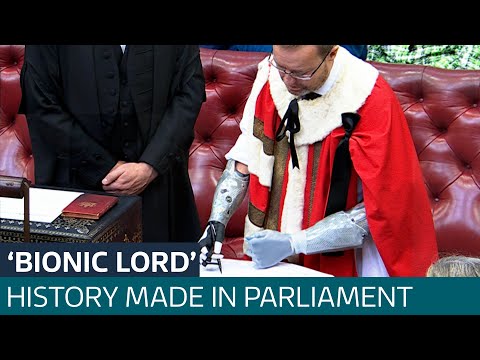 ‘Bionic Lord’ makes history: Craig Mackinlay takes up his peerage | ITV News