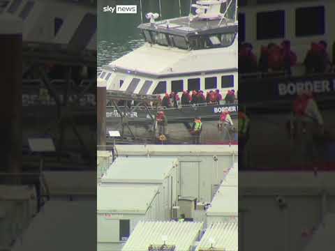 Migrants arrive in Dover