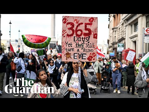 Thousands of pro-Palestinian protesters march through central London