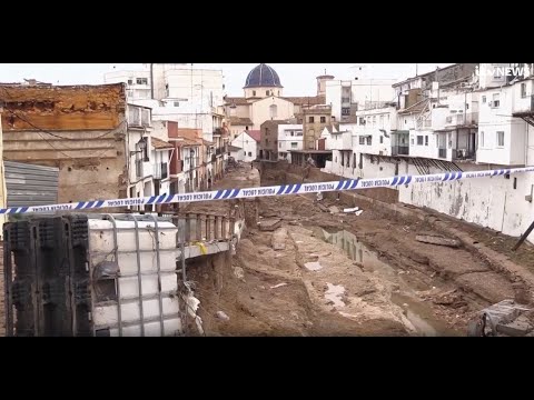 Spain’s PM admits ‘not enough has been done’ to support those affected by flooding | ITV News