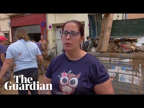 Valencians question lack of warning in wake of devastating Spain floods