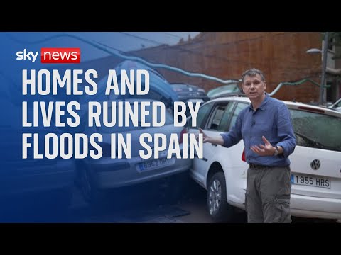 Homes ruined and lives wrecked after deadly flash floods | Spain floods