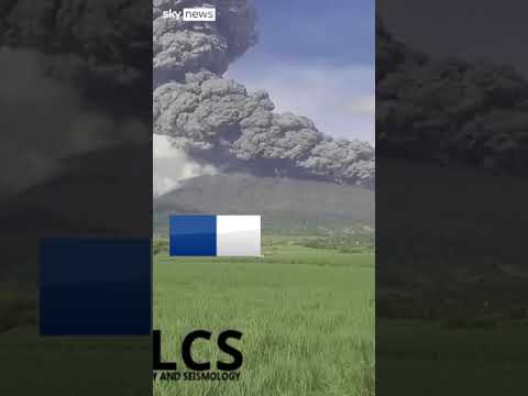 Major volcano erupts in Philippines