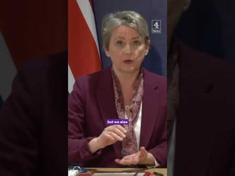 UK pauses Syrian asylum claims