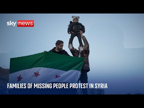 Families of and missing people protest in Syria
