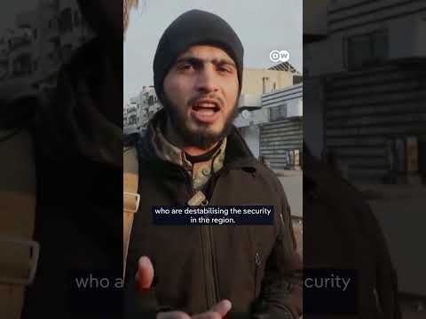 Syrian military intensifies security with parade | DW News