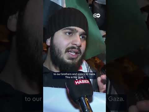 New Year’s demonstration in solidarity with Gaza in Istanbul | DW News