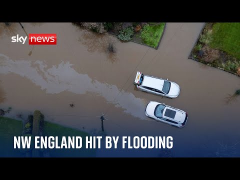Flooding: ‘Major incident’ declared in Greater Manchester