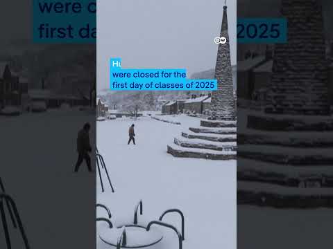 Severe weather batters the UK, as snow and ice force airport closures | DW News