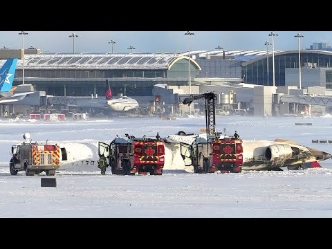 Toronto plane crash | Airport president holds news conference