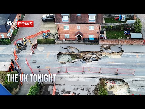 UK Tonight with Matt Barbet | Surrey sinkhole could keep residents out of their homes ”for months”