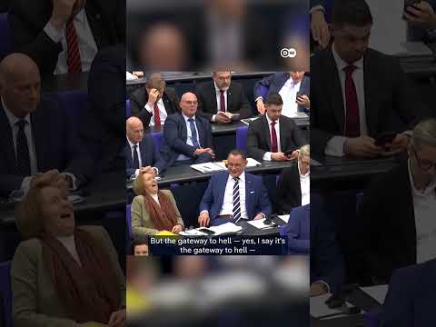 German parliament narrowly rejects controversial migration law | DW News