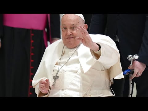 LIVE | Outside the hospital where Pope Francis is in ‘critical condition’, but had a “good night”