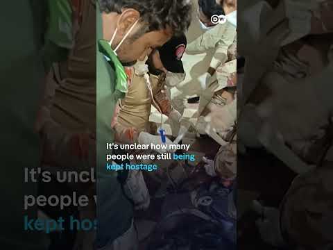 Highjacked train in Balochistan region of Pakistan: Rescue operation underway | DW News