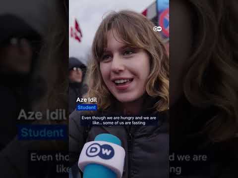 Student protesters voice their opposition to Istanbul mayor’s arrest | DW News