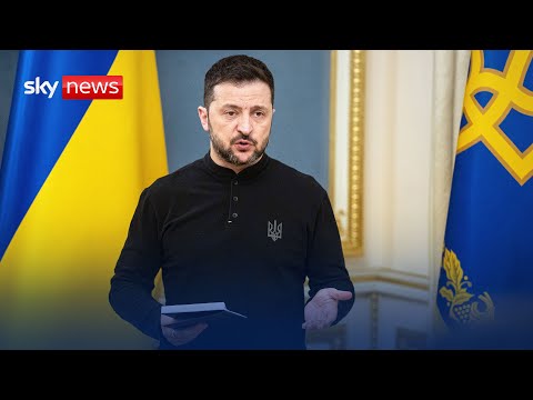 Zelenskyy delivers news conference at Ukraine summit