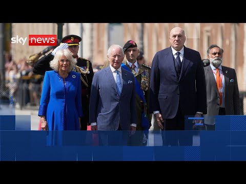 King and Queen visit the Colosseum in Rome