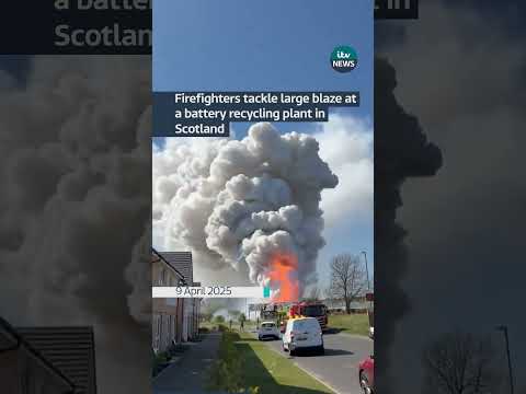Residents told to stay indoors after fire at Scottish recycling centre #itvnews #shorts