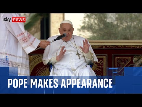 Pope makes appearance in St Peter’s Square for Palm Sunday mass