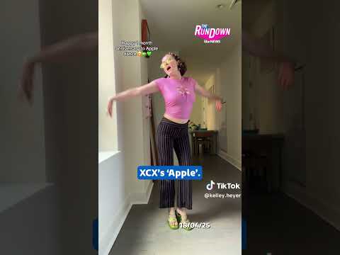 Roblox is getting sued over the viral CharliXCX ‘Apple’ dance  #news #roblox #apple