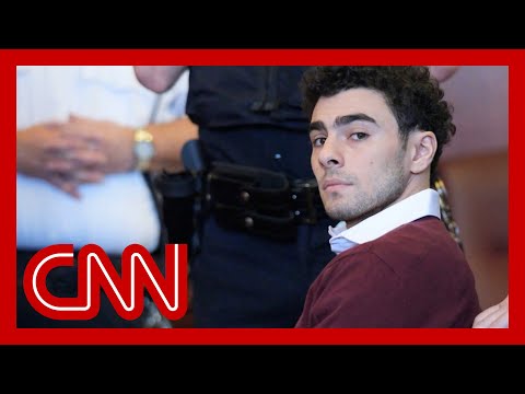 Luigi Mangione pleads not guilty to federal charges in killing of UnitedHealthcare CEO