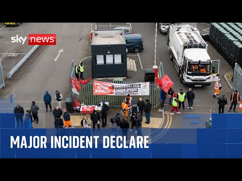 Bin strike blocks a Birmingham waste depot as a major incident declared