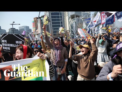 Moment South Korean court removed Yoon Suk Yeol from presidency