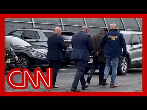 ‘A complete fabrication’: Newark mayor responds to DHS statements on his arrest outside ICE facility