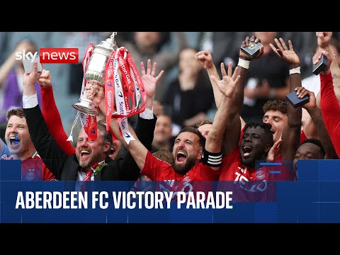 Aberdeen FC celebrate winning the Scottish Cup