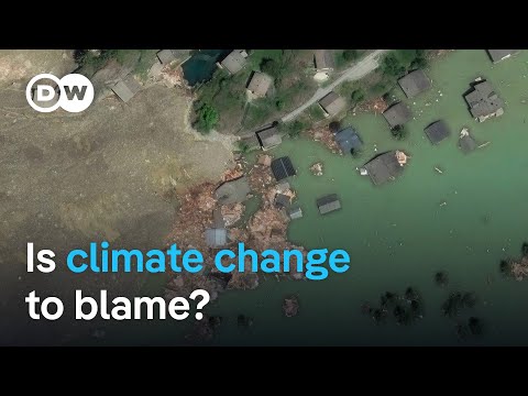 River trapped behind glacial debris in Swiss Alps threatens flooding | DW News